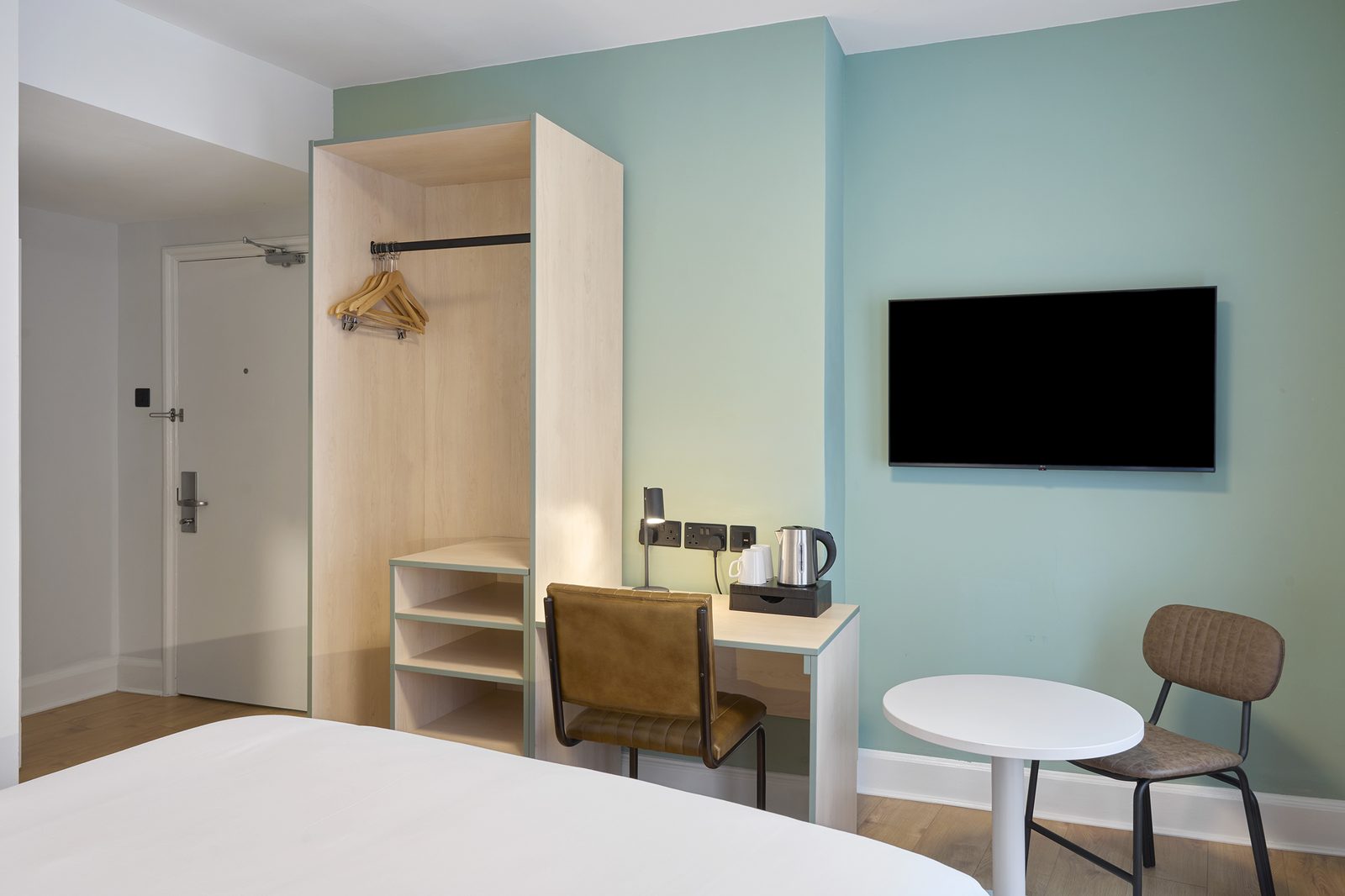 Garner Reading guest room